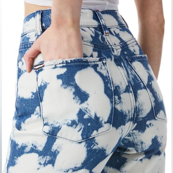ALICE + OLIVIA Amazing Bleached Marble Jeans - Picture 4 of 7